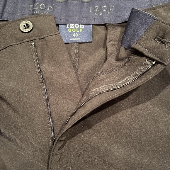 Izod Golf Men's Size 40 Black Shorts Dress Lightweight 6 Pockets - Picture 6 of 7